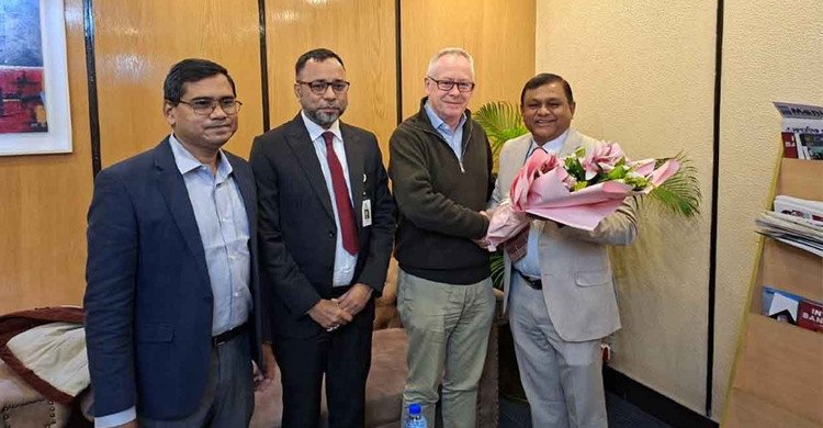 খালেদা জিয়ার চিকিৎসায় যুক্তরাজ্যের বিশেষজ্ঞ টিম এভারকেয়ারে